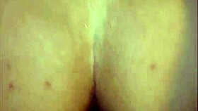 बीच रूम में अपने बेस्ट फ्रेंड को चोदती हूँ, जहाँ उसके हसबैंड से शेयर करती थी, क्रिम्पाई डॉगीस्टाइल में