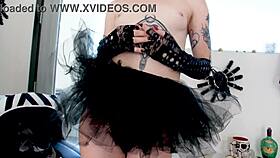 lydia black deepthroats huge cock 😍