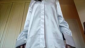 does the doctor worship chantal's ass in this hot gyno exam before anal?