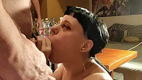 Quick cumshot for talented cocksucker babe 😏