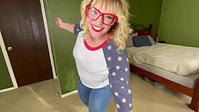 BBW Dances Naked To Stayin' Alive, Jiggling Her Fat Ass