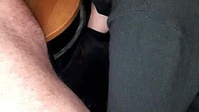 Mi Succhia Il Cazzo Di Nascosto E Ingoia Tutto E Io Godo Come Una Bestia!