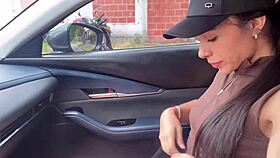 Young Colombian teen begs, Fuck my tight pussy deep!