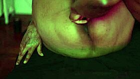 i massage her big clit