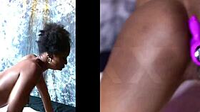 Goddess Luxxx28 gives sneak peeks while playing with sexy toys and spreading pussy