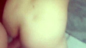 Novinha fazendo anal no banheiro - gaucholuiz e santinha safadinha