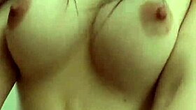 Estefi invites me to her new place.