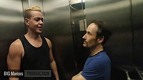 enjoying an orgy with naughty guys sucking cocks!