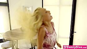 Twerk Addiction of Stepsister Carmen Caliente Out of Hand