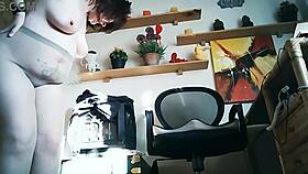 italian stepmom soaks her pantyhose with vaginal juices