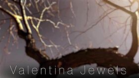 i'm crushing on valentina jewels in this lesbian love scene