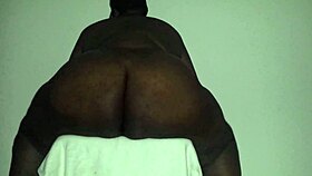 omg look at my fat ass bouncing