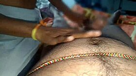 देसिहॉटकपल अपडेट - इंडियन हॉट वाइफ होममेड ब्लोजॉब और काऊगर्ल राइड देती है 😜