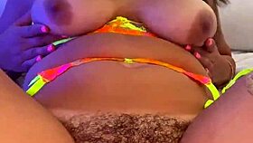 Kinky slut Nicole Sage enjoys quickie with wet hole pounding and fingering