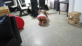 1 parte me follo al vecino nuevo