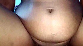 देसिहॉटकपल अपडेट - इंडियन हॉट वाइफ होममेड ब्लोजॉब और काऊगर्ल राइड देती है 😜