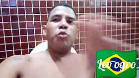 Behind the Scenes of the Prime Party With Performers.