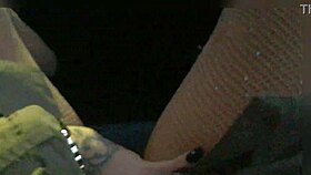 provoquei o uber e deixei ele brincar com minha bucetinha