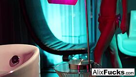 alix lynx feels butt plug pleasure