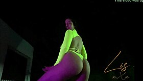 novinha gostosa dancing funk in panties and showing off