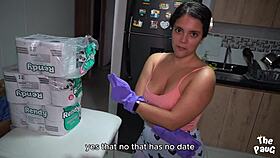 cleaning neighbor's room leads to exciting massage with curvy big ass babe in homemade gay couple scene