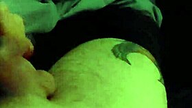 beautiful hand job from perfect hands and fingers 😍