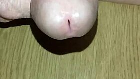 i'm jerking off my cock so hard...