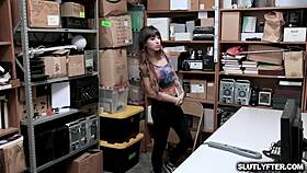 KITTY CARRERA DEEP THROATS LP OFFICER'S MONSTER COCK!