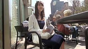 In the full version of 300maan-383, she engages in sex with anal and assfucking scenes