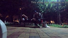 Fui fazer uma corrida no parque acabei encontrando um muleque pauzudo e fudemos na pracinha