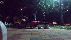 Fui fazer uma corrida no parque acabei encontrando um muleque pauzudo e fudemos na pracinha