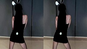 Watch this cute Chinese girl DANCE and SEDUCE before getting wild!