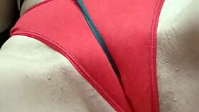 Estaba jugando con cinta y ups, something naughty slipped out down there