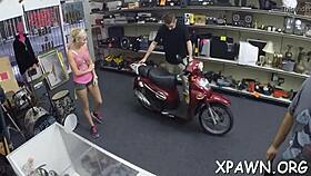 Amateur Couple Feels Excited Showing Sexy Moves For Cash.