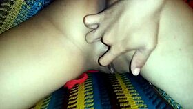 Madrastra screams, 'I want a squirting orgasm and cum hard!'