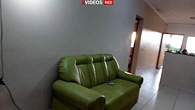 Young girl in towel gets facial from pizza delivery guy. Full video on Lxtube.