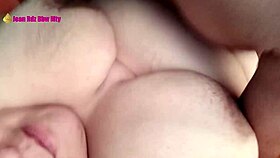 Esta Madura Tetona Infiel No Tiene Llenadera En Acciones Intensas