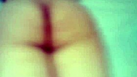 Pendejo cachondo trying to break morena colegiala's ass but she lets him fill it with leche POV anal