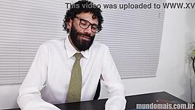 comi o cara que me entrevistou com seu pau grande