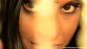 stripteasing and seducing technique to dance fully