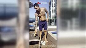 novinho safado fucks muscular tattooed bodybuilder in doggystyle bedroom