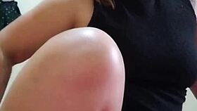 Watch me masturbate with the big pussy right up close to the camera!