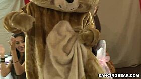 Dick-sucking orgy for the bride-to-be at the party