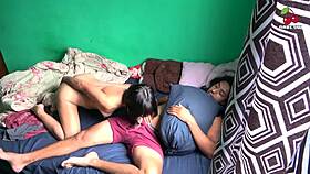 entro a su cuarto cachonda cojo al novio de mi amiga