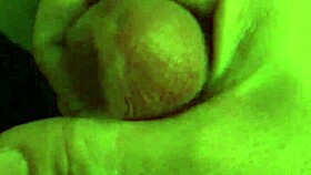 watch this guy cumming hard on camera!