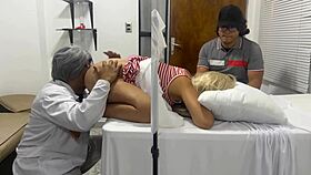 el doctor me folla mejor que mi marido, me hace venir frente a mi cornudo ntr