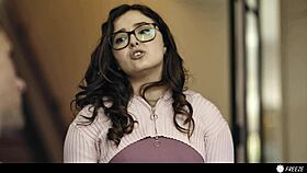 Anime bodybuilder dominates young girl with intense pussy fucking