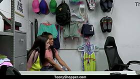 Case no 7906175 - sorority chicks Aria Carson, Maya Farrell, and Mike Mancini in action