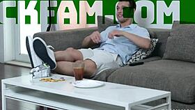 Stepmom destiny deals with cruz 😈