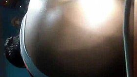 i put my finger in while my mom is on the other side